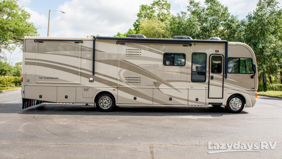 2007 Fleetwood RV Pace Arrow 37C for sale in Tampa, FL | Lazydays