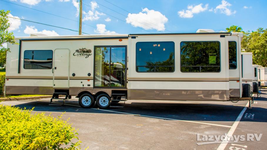 2015 Forest River Cedar Creek Cottage 40CCK for sale in Tampa, FL